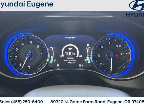 Used 2023 Chrysler Pacifica Touring-L FWD image 31