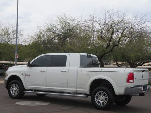 Used 2017 RAM 2500 Laramie w/ Convenience Group image 5