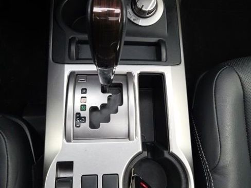 Used 2023 Toyota 4Runner Limited image 19