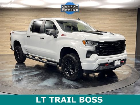 Used 2024 Chevrolet Silverado 1500 LT Trail Boss w/ LT Trail Boss Premium Package image 1