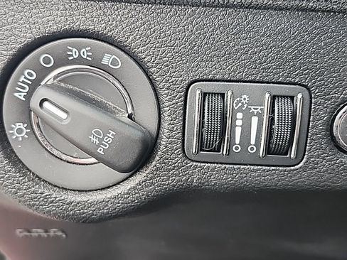 Certified 2021 Chrysler 300 Touring L w/ Popular Equipment Group image 30