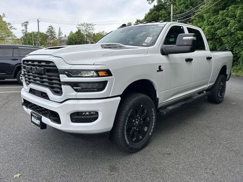 New 2026 RAM 2500 Tradesman AWD/4WD image 4