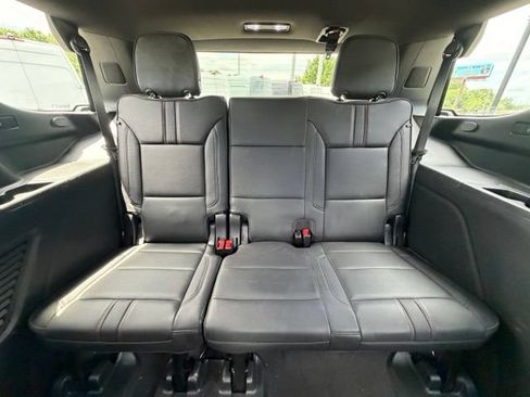 Used 2022 Chevrolet Tahoe RST w/ Luxury Package AWD/4WD image 17