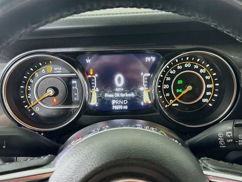Used 2021 Jeep Wrangler Unlimited Sahara AWD/4WD image 25