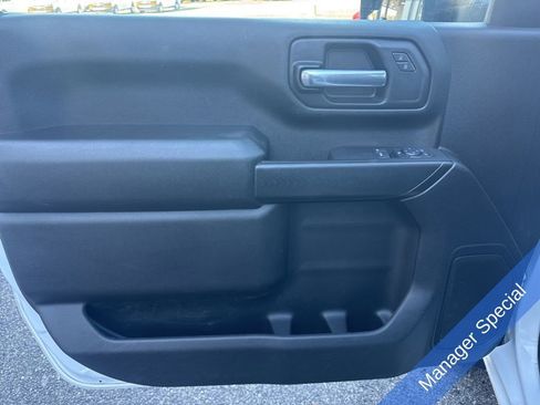 Used 2025 Chevrolet Silverado 3500 W/T image 19