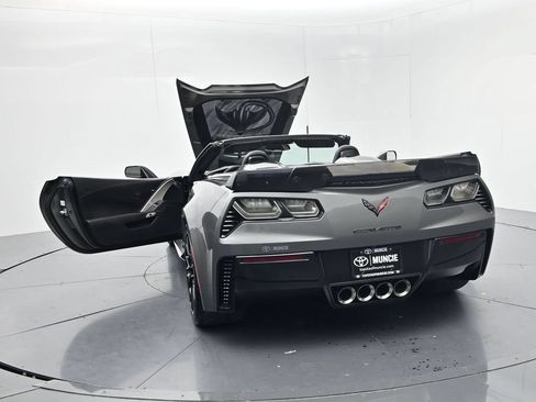 Used 2016 Chevrolet Corvette Z06 w/ 3LZ Preferred Equipment Group RWD image 69
