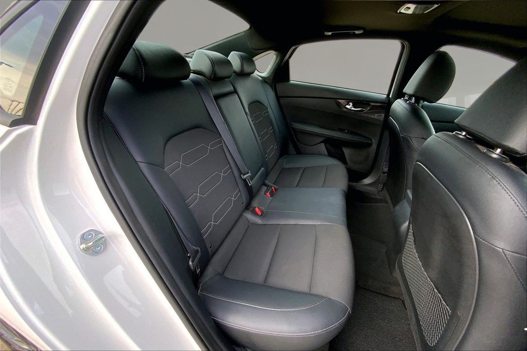 Used 2024 Kia Forte GT-Line w/ GT-Line Premium Package FWD image 27