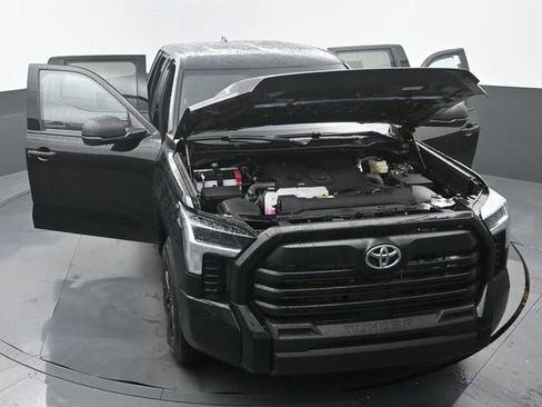 Used 2026 Toyota Tundra SR AWD/4WD image 33