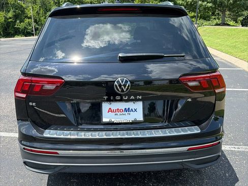 Used 2022 Volkswagen Tiguan SE FWD image 5