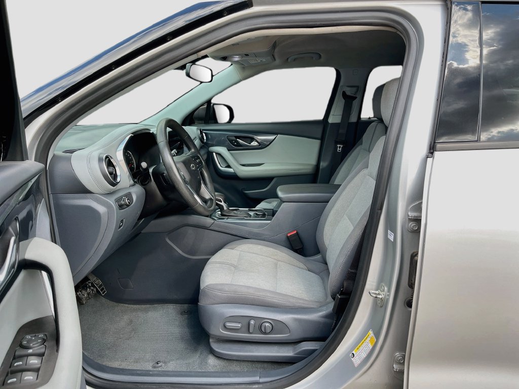 Used 2021 Chevrolet Blazer LT FWD image 20