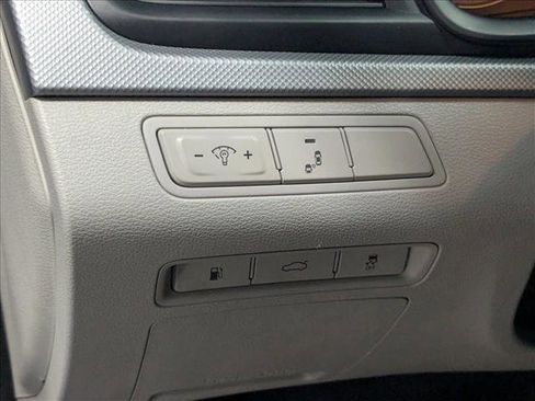 Used 2018 Hyundai Sonata SE FWD image 11
