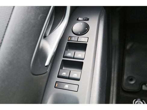Certified 2025 Hyundai Santa Cruz SEL FWD image 22