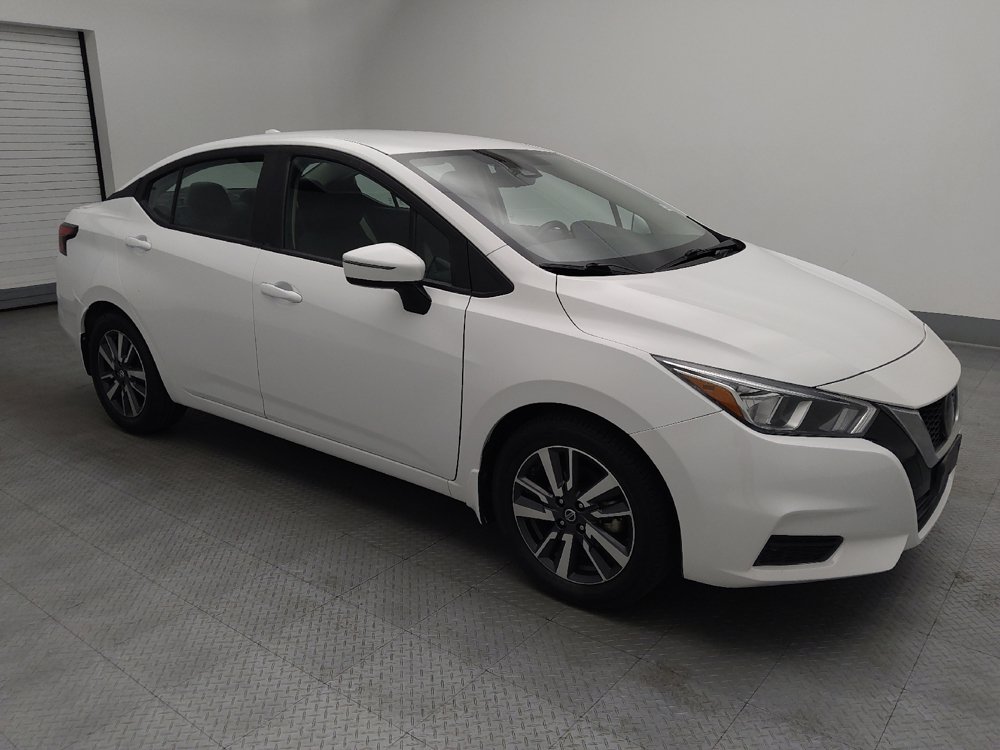 Used 2021 Nissan Versa SV FWD image 11