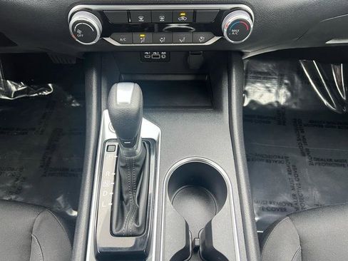 Used 2022 Nissan Altima 2.5 SV image 13