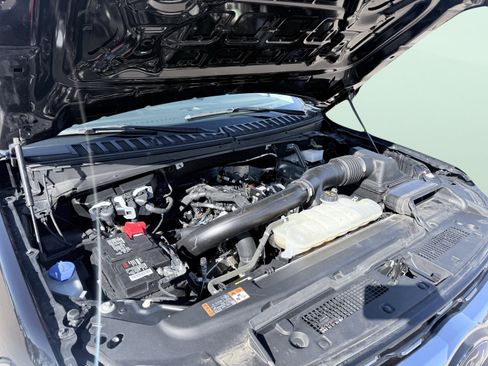 Used 2024 Ford Expedition Max Limited image 19