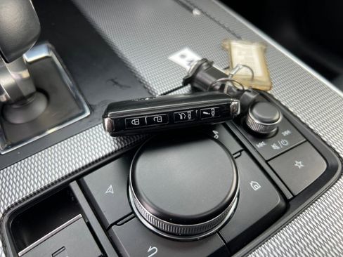 Used 2025 MAZDA CX-70 3.3 Turbo w/ Preferred Package image 18