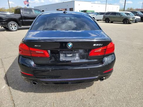 Used 2018 BMW 530i xDrive AWD/4WD image 4
