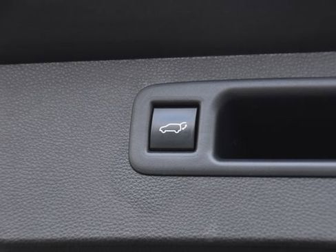 Used 2020 Toyota Highlander Limited w/ Protection Package #3 image 26