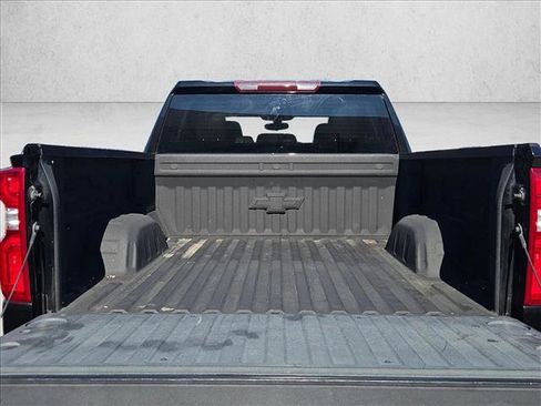 Used 2021 Chevrolet Silverado 1500 RST image 6