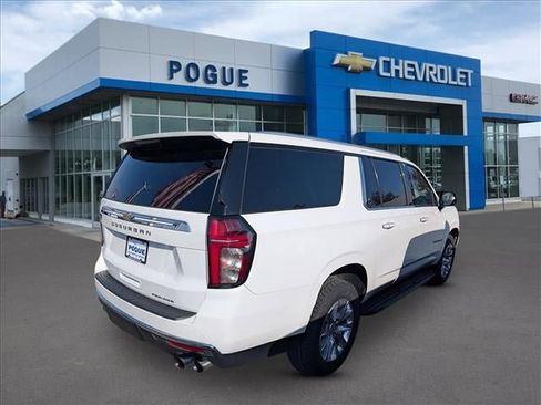 Used 2023 Chevrolet Suburban Premier image 2