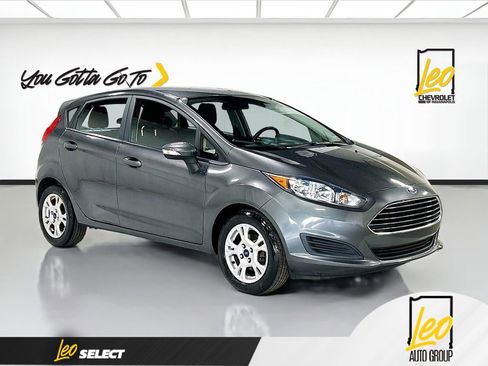 Used 2016 Ford Fiesta SE w/ Cold Weather Package image 3