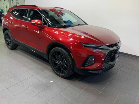 Used 2019 Chevrolet Blazer RS image 2