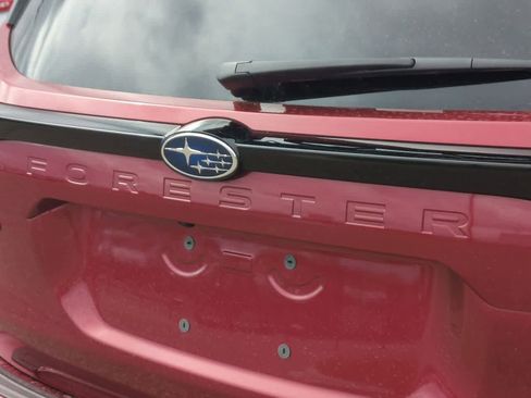 Used 2025 Subaru Forester Limited w/ Popular Package AWD/4WD image 12