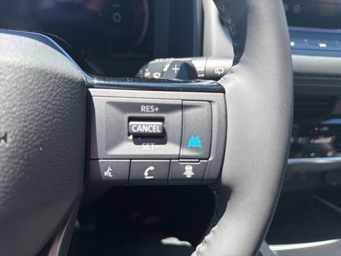 New 2026 Nissan Rogue Platinum AWD/4WD image 33