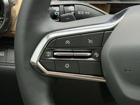 New 2026 Chevrolet Equinox ACTIV image 13