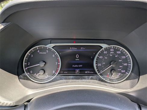 New 2025 Nissan Sentra SR w/ Midnight Edition image 15