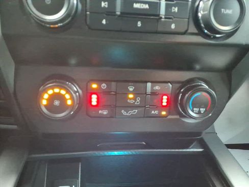 Used 2020 Ford F150 XLT w/ Equipment Group 302A Luxury image 20