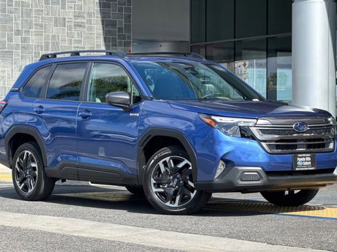 New 2026 Subaru Forester Touring AWD/4WD image 2
