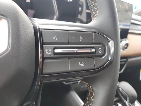 New 2026 GMC Canyon AT4 w/ LPO, Off Road Lift Package image 15