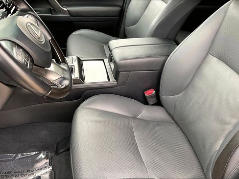 Used 2022 Lexus GX 460 Premium image 16