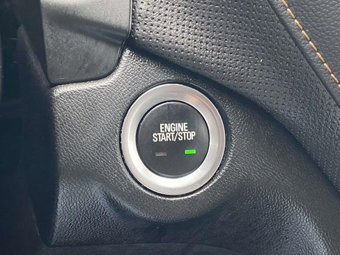 Used 2023 Chevrolet Equinox Premier FWD image 24