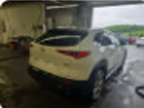 Used 2022 MAZDA CX-30 AWD 2.5 S w/ Premium Package image 4