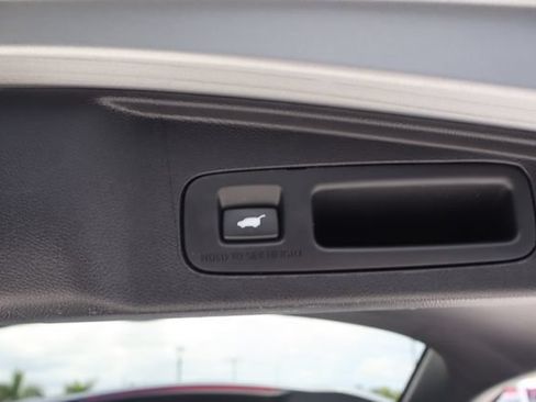 Used 2021 Honda CR-V Touring image 26