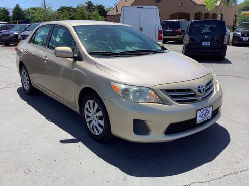 Used 2013 Toyota Corolla LE FWD image 6