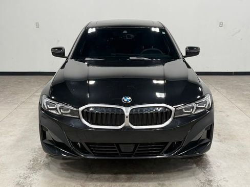 Used 2025 BMW 330i Sedan RWD image 4