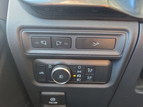 Certified 2022 Ford F150 XLT w/ Equipment Group 302A High image 36