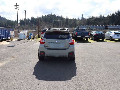 Used 2017 Subaru Crosstrek 2.0i Limited image 6