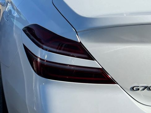Used 2023 Genesis G70 3.3T w/ Sport Prestige Package image 15