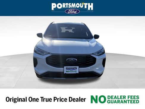 New 2026 Ford Escape ST-Line w/ Tech Pack #1 image 10