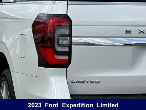 Used 2023 Ford Expedition Max Limited AWD/4WD image 37