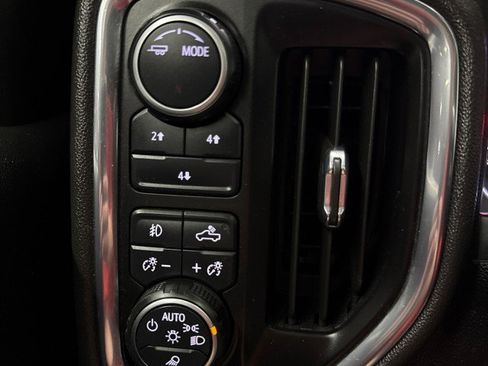 Used 2023 Chevrolet Silverado 3500 LT w/ Convenience Package AWD/4WD image 17
