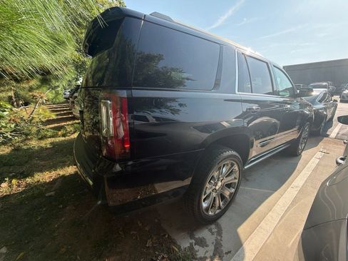 Used 2016 GMC Yukon Denali w/ Open Road Package AWD/4WD image 5