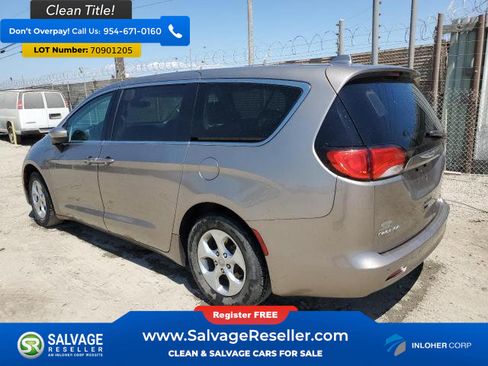 Used 2017 Chrysler Pacifica LX w/ Tire & Wheel Group image 3