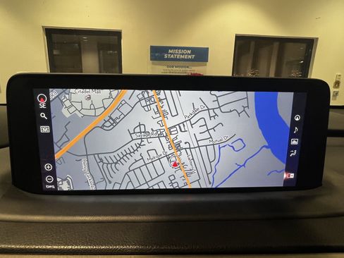 Certified 2021 Lexus RX 450hL AWD w/ Premium Package image 24