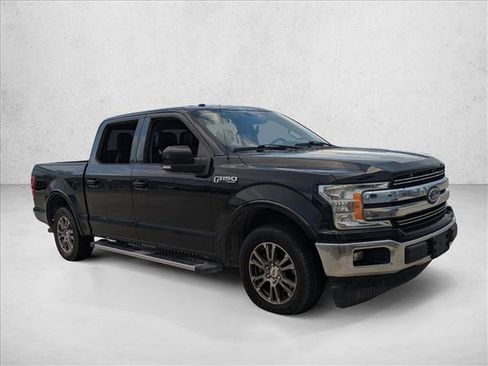 Used 2018 Ford F150 Lariat w/ Trailer Tow Package image 3