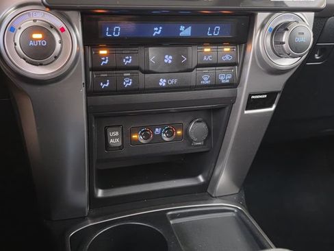 Used 2019 Toyota 4Runner Limited RWD image 19